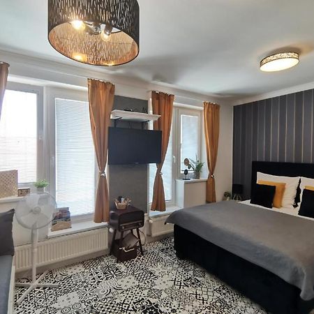 Palffy Apartment Bratislava Exterior photo